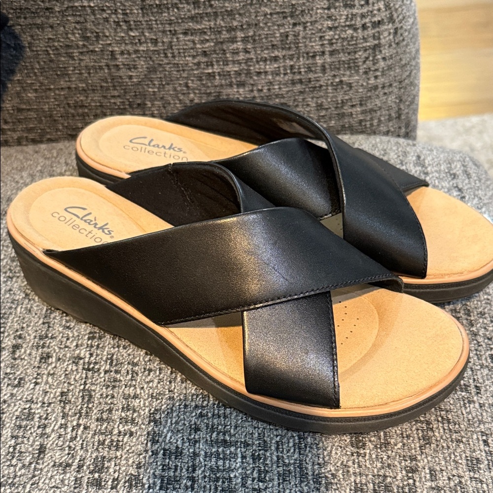 Clarks Women's Black and Tan Wedge Sandals